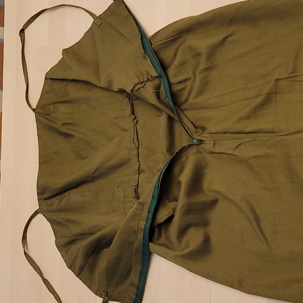 Vintage 1970s Handmade Olive Green Dress(no tags) - Picture 5 of 11